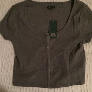 Super cute Wild Fable Grey Crop Top!!